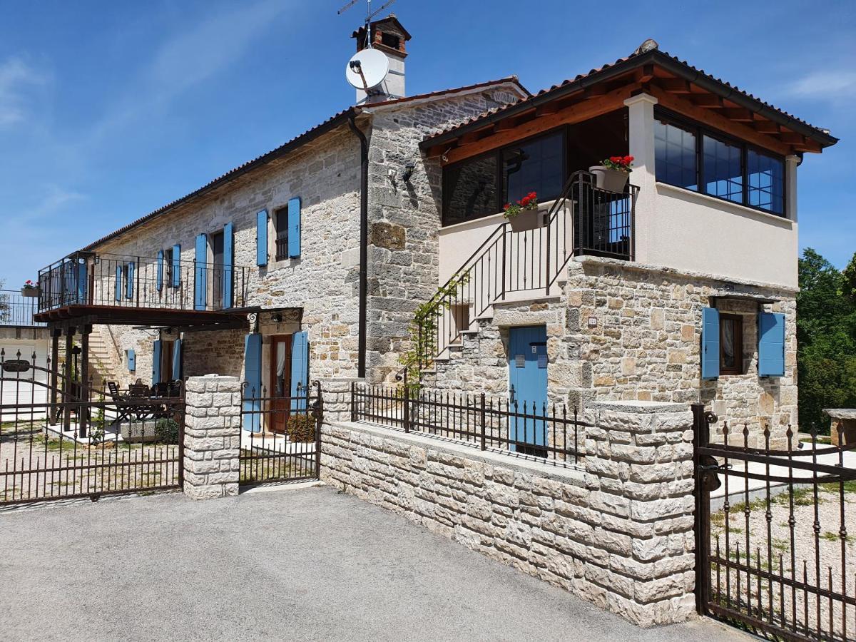 Casa Dei Boscarini Buje Exterior foto